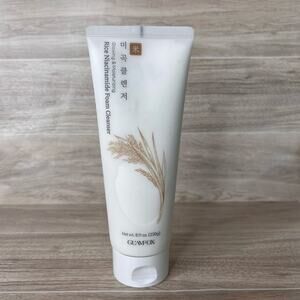 Glamfox Rice Niacinamide Foam Cleanser – Hydrating & Brightening Face Wash